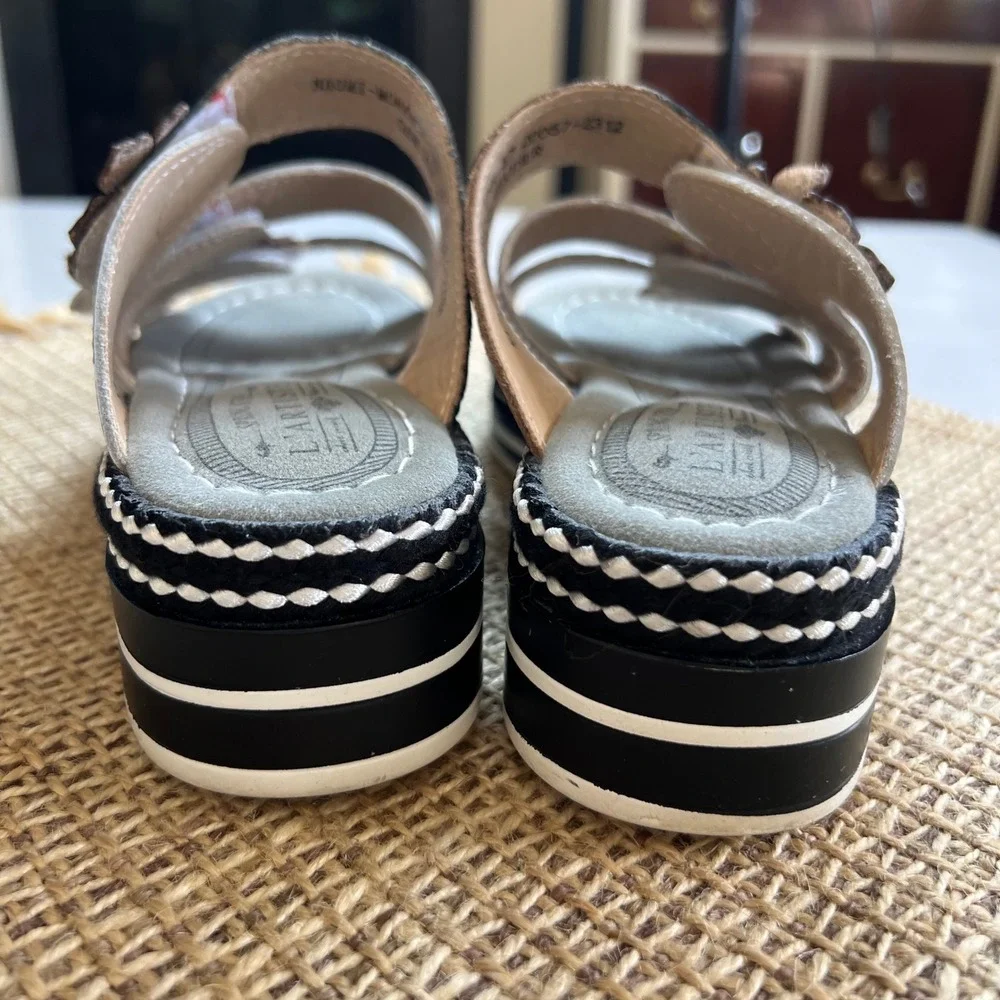 LArtiste Spring Step Naomi Monarch Butterfly Floral Platform Sandals Size 37‎ - Picture 3 of 9